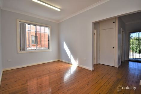 Property photo of 18 Mitchell Street Chifley NSW 2036