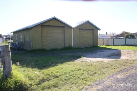112 Bulwer St, Tenterfield, NSW 2372