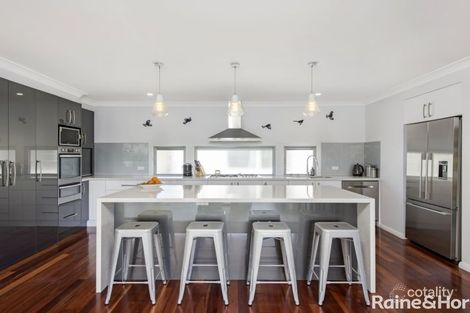 Property photo of 10B Ada Avenue Noraville NSW 2263