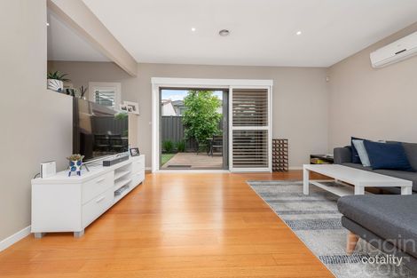 Property photo of 2/51 Corrigan Avenue Brooklyn VIC 3012