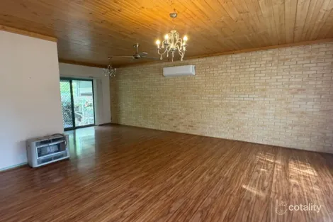 Property photo of 8 Tadros Avenue Young NSW 2594