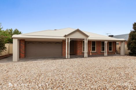 6 Geoffrey Ct, Kilmore, VIC 3764