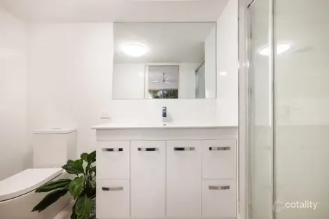 Property photo of 6/8-10 Peak Avenue Main Beach QLD 4217