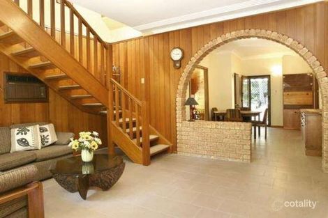 Property photo of 18 St Vincents Road Greenwich NSW 2065