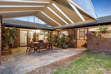 Property photo of 10 Devlin Court Rosanna VIC 3084