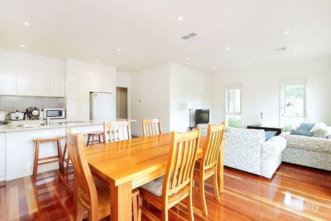2/33 Charlton St, Mount Waverley, VIC 3149