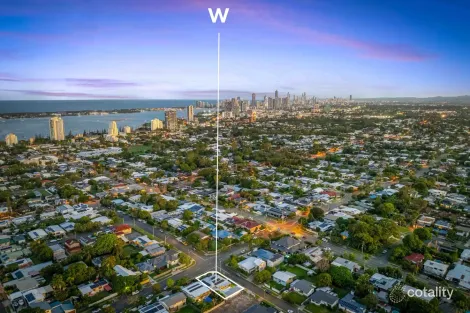 100 Wilson St, Labrador, QLD 4215