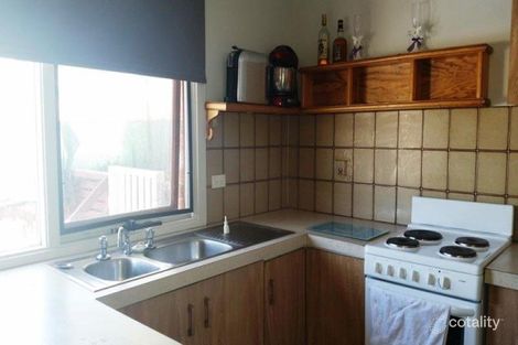 Property photo of 1/17 Henderson Road Queanbeyan NSW 2620