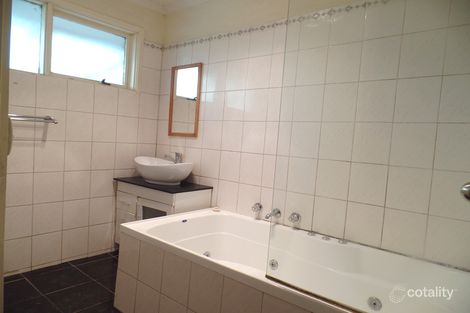 Property photo of 1 Tillbrook Court Noble Park North VIC 3174
