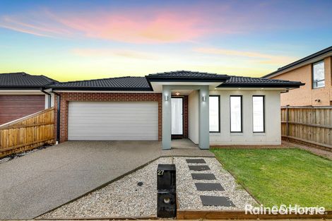 Property photo of 27 Salinga Drive Werribee VIC 3030