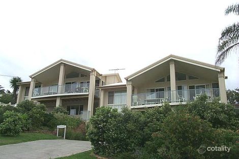 2/13 East St, Crescent Head, NSW 2440