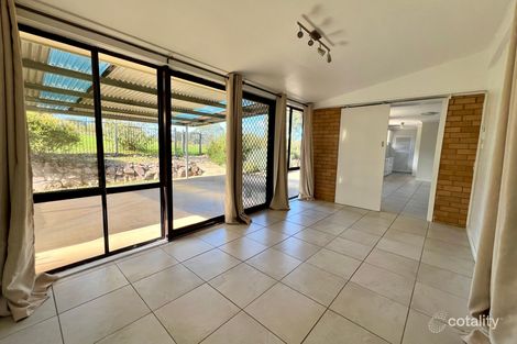 Property photo of 3 Fontenoy Street Young NSW 2594