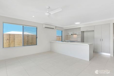 Property photo of 15 Eluma Mews Smithfield QLD 4878