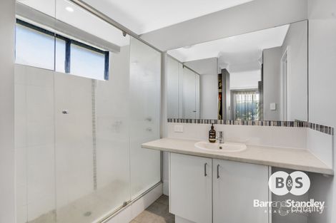 Property photo of 22 Ammolite Way Australind WA 6233