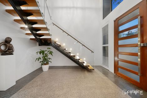 Property photo of 2 Charles Francis Lane Kingston ACT 2604