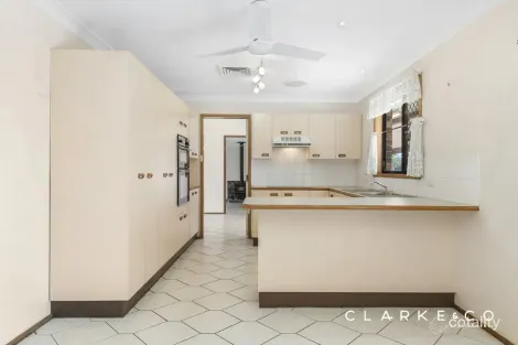 Property photo of 8 Malia Crescent Windella NSW 2320