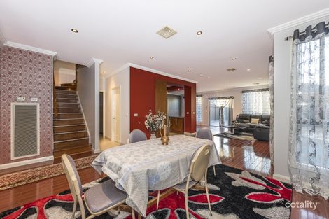 Property photo of 18 Greenview Terrace Keysborough VIC 3173