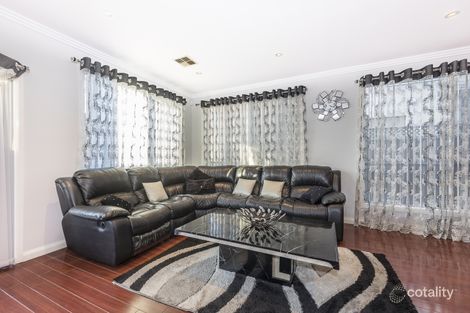 Property photo of 18 Greenview Terrace Keysborough VIC 3173