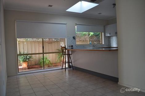Property photo of 18 Renwick Court Lavington NSW 2641