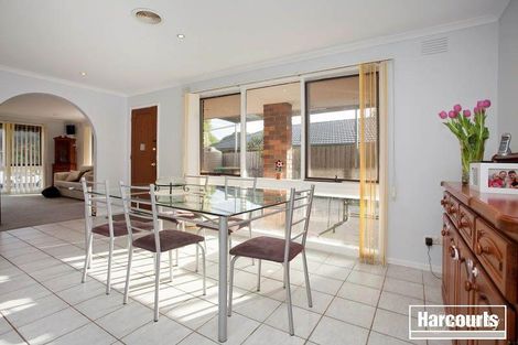 Property photo of 3 Renmuir Court Frankston VIC 3199