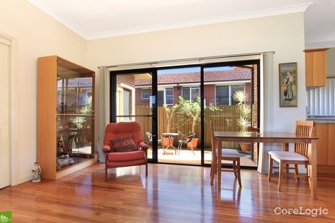 Property photo of 2/30 Poulter Street West Wollongong NSW 2500