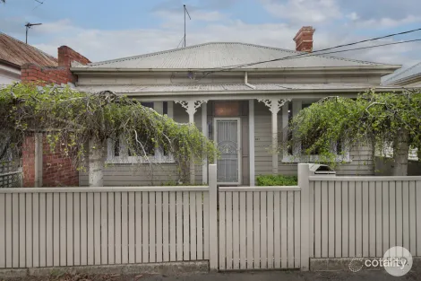 307 Peel St N, Black Hill, VIC 3350