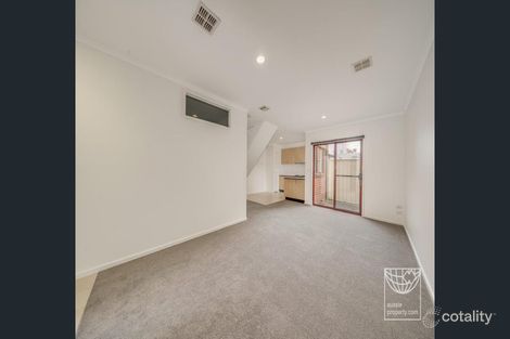 Property photo of 35 Lincoln Mews Kensington VIC 3031