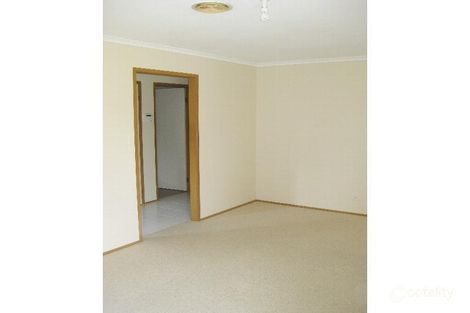 Property photo of 8 Warrawong Drive Berwick VIC 3806