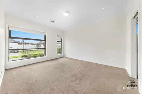 Property photo of 11 Pygora Way Clyde North VIC 3978