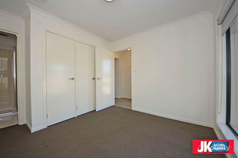 Property photo of 14/4 Mantello Drive Werribee VIC 3030