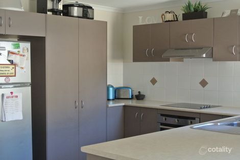 Property photo of 14 Jeana Close Boyne Island QLD 4680