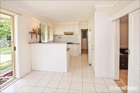 Property photo of 11 Capital Avenue Glen Waverley VIC 3150