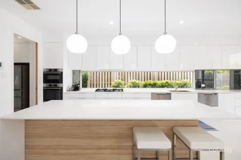 33 Eagle Pde, Rochedale, QLD 4123