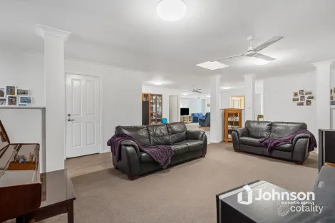 Property photo of 29 Surround Street Dakabin QLD 4503