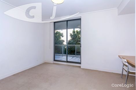 Property photo of 303/17 Shoreline Drive Rhodes NSW 2138