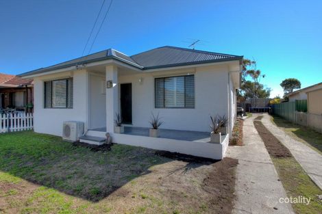 Property photo of 1 Naru Street Marks Point NSW 2280