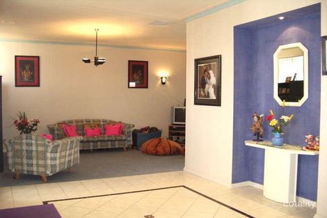 Property photo of 20 Lady Rose Crescent Sydenham VIC 3037