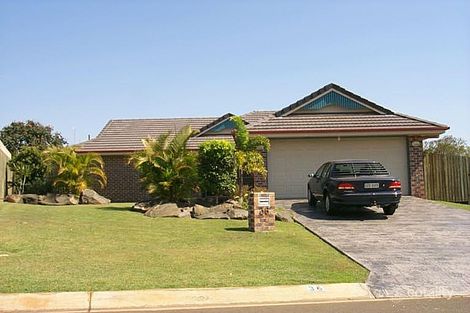 36 Southern Cross Dr, Avoca, QLD 4670