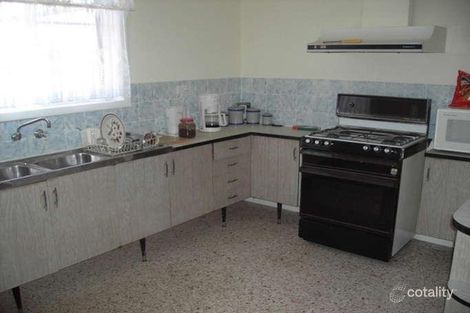 Property photo of 128 Douglas Parade Williamstown VIC 3016