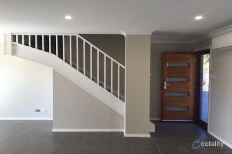 Property photo of 2/15 Yorston Street Warners Bay NSW 2282