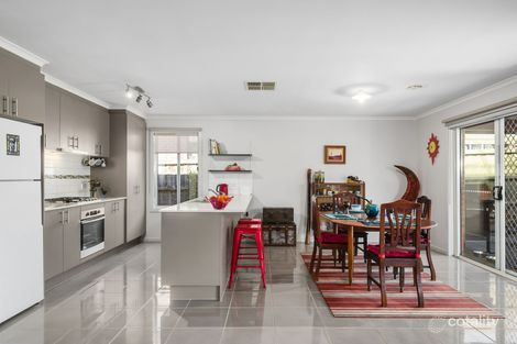 Property photo of 3 Mayfair Way Kyneton VIC 3444