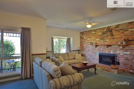 Property photo of 80 Southern View Drive West Albury NSW 2640