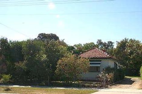 42 Renou St, Queens Park, WA 6107