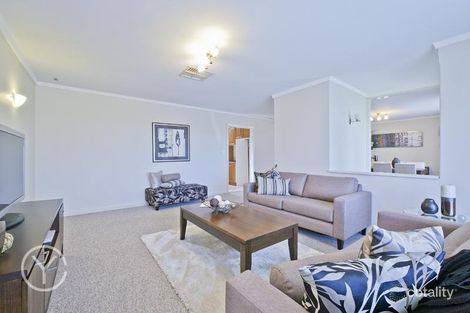 10 Bardolph Rd, Spearwood, WA 6163