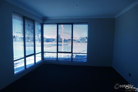 Property photo of 7 Brewster Circuit Ellenbrook WA 6069