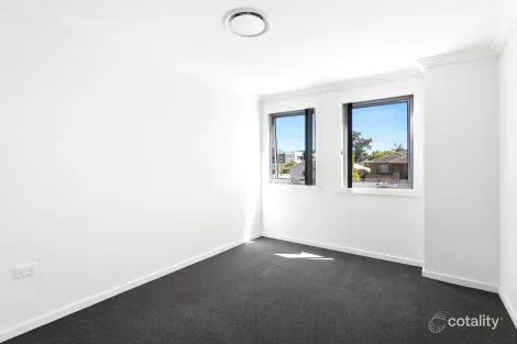 Property photo of 5/17 Fisher Street Oak Flats NSW 2529