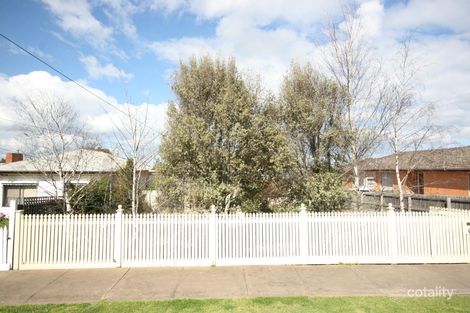 7 Alkoomi Ave, Hamlyn Heights, VIC 3215
