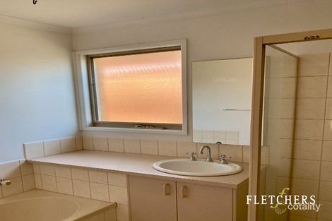 Property photo of 17 Wesley Drive Narre Warren VIC 3805