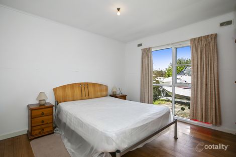 Property photo of 16 Ozone Street Rye VIC 3941