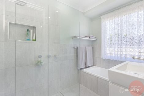 Property photo of 15 Moran Close Metford NSW 2323